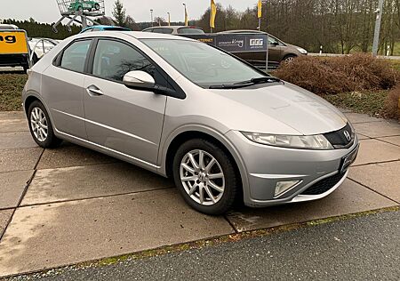 Honda Civic Lim. 5-trg. 1.4 Sport