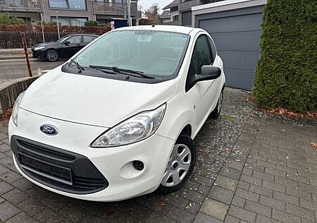 Ford Ka sehr guter Zustand EZ06/2014 88000km
