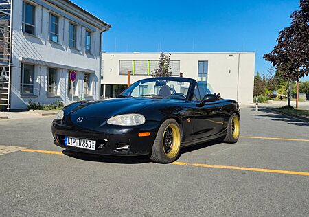 Mazda MX-5 1.6 16V - 110PS Cabrio
