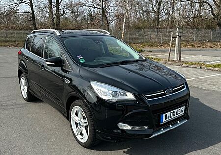 Ford Kuga 1,5 EcoBoost 4x4 134kW Titanium Autom. ...