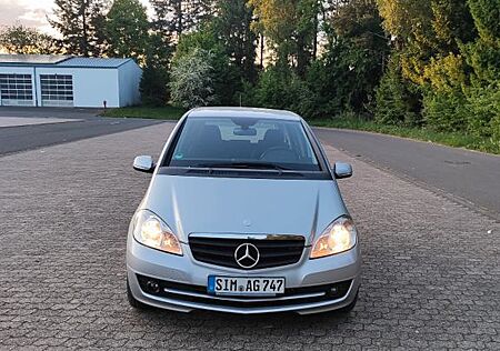 Mercedes-Benz A 180 BlueEFFICIENCY -