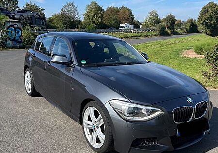 BMW 118i -M Sportpaket-Alcantara-Xenon-Automatik