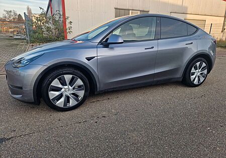 Tesla Model Y Long Range Dual Motor AWD Autopilot Pano