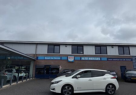 Nissan Leaf gebraucht kaufen Nissan Leaf N-Connecta 40kWh | SoH 89% | Navi | kamera