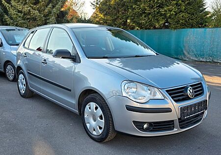 VW Polo Volkswagen IV 1.2 United/ Scheckheftgepfl./ Tüv&AU Neu