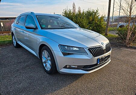 Skoda Superb 2.0 TDI SCR 140kW DSG 4x4 STYLE COMBI...