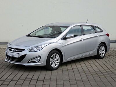 Hyundai i40cw 1.7 CRDi/FIFA EDITION/AUT/AHK/KLIMA/TEMP