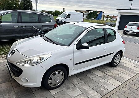 Peugeot 206 1.4 75 Sehr Gepflegt TÜV Inspektion Neu