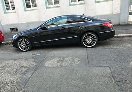 Mercedes-Benz 350