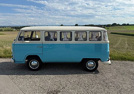 VW T2 Volkswagen Oldtimer mit H-Zulassung