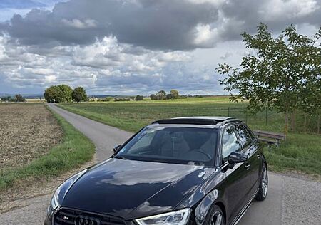 Audi S3 2.0 TFSI S tronic quattro Sportback -