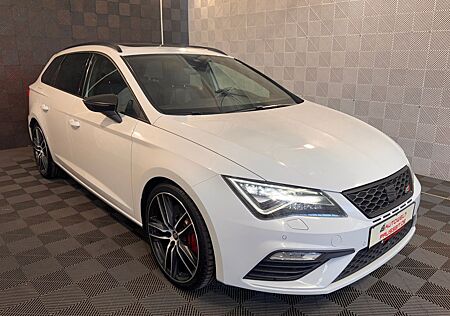 Seat Leon ST*CUPRA 300*PANO-TEMPO-SP.SITZE-LED-DCC-19