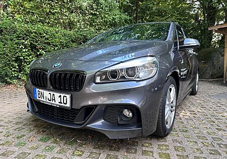 BMW 2er 220 Active Tourer 220i M Sport M Sport