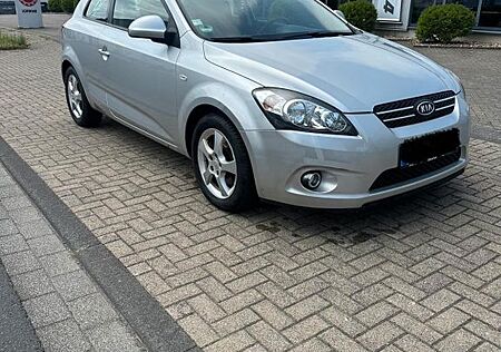 Kia Cee'd / Ceed 1.6 CVVT EX EX