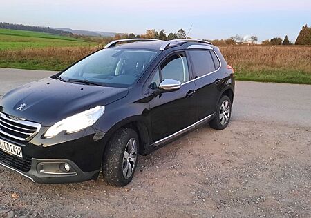 Peugeot 2008 Allure BlueHDi 120 STOP & START Allure