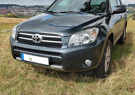 Toyota RAV 4 2.0-l-VVT-i 4x4 Sol Automatik Sol