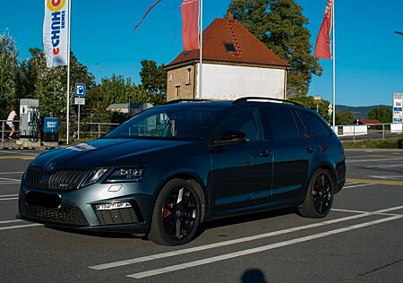 Skoda Octavia 2.0 TDI SCR DSG RS Combi RS
