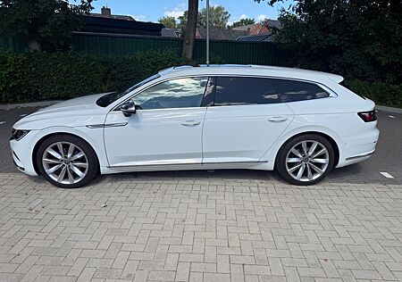 VW Arteon Volkswagen 2.0 TDI SCR DSG Elegance Shooting Bra...