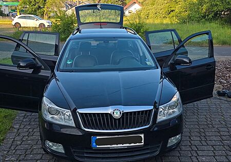 Skoda Octavia 2.0 TDI DPF Elegance Combi Elegance