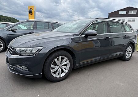VW Passat Variant Volkswagen Passat TDI * Business*AUTOMATIK*KAMERA* NAVI