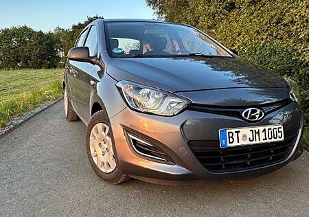Hyundai i20 gepflegt, sparsam & zuverlässig -erst 89.000 km