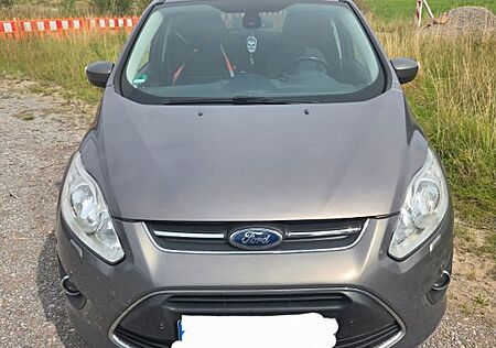 Ford Grand C-Max 2,0TDCi 103kW Champions Edition ...