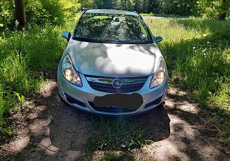 Opel Corsa 1.2 Twinport Edition Klima /8 fach / uvm