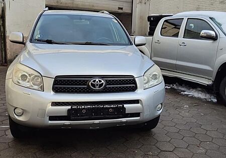 Toyota RAV 4 2.0-l-VVT-i 4x4 Executive AUTOMATIK