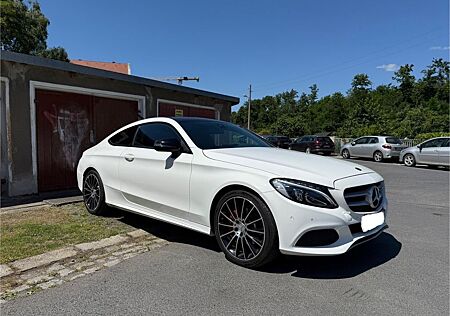 Mercedes-Benz 220 220d Aut. Coupé AMG-Line Panorama Leder