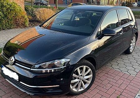 VW Golf Volkswagen 1.5 TSI ACT IQ.DRIVE TOP GEPFLEGT RENTNER