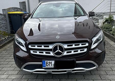 Mercedes-Benz GLA 250 Sport - Top Zustand, sehr gepflegt!