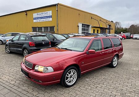 Volvo V70 2.4T *SHZG*AHK*