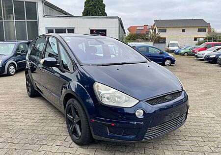 Ford S-Max Titanium*1 Hand*AHK*Klima*SHZ*Allwetter*