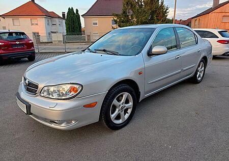 Nissan Maxima V6