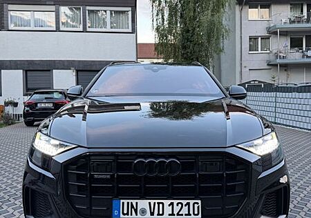 Audi Q8 50 TDI Top gepflegt keramikversieglung