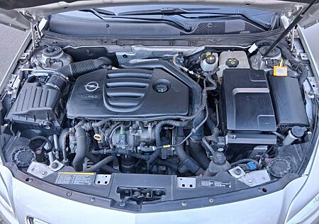 Opel Insignia 2.0 Turbo 4x4 Sport Automatik Sport