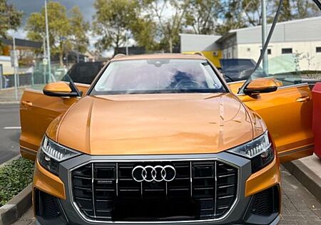 Audi Q8 50 TDI quattro tiptronic -