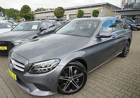 Mercedes-Benz C 300 T de *1.HAND *NAVI *LED *AHK