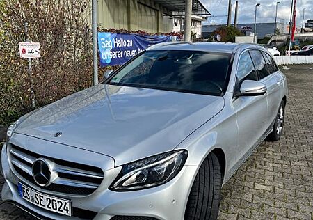 Mercedes-Benz C 220 d 4MATIC T AVANTGARDE Autom. AVANTGARDE
