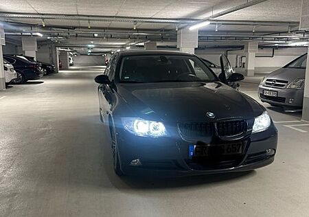 BMW 318i E90 | Exklusive Edition | Sportauspuff