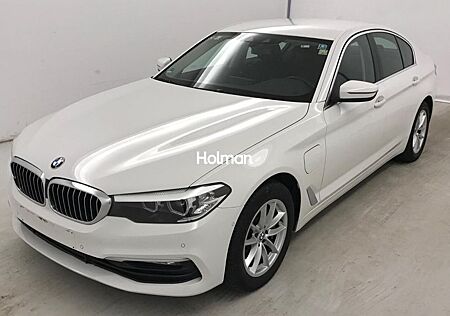 BMW 530e Hybrid Lim. LEDER Live C.Prof. RFK LED