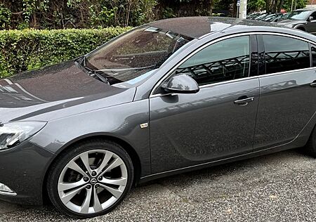 Opel Insignia 2.8 V6 Turbo 4x4 Sport Automatik