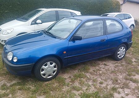 Toyota Corolla 1.4 linea terra Automatik/Klima/3 Türen