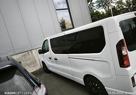 Opel Vivaro Tourer 8 Sitzer