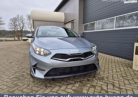 Kia Cee'd Ceed Vision 1.5 T-GDi 140PS Automatik Klimaa...