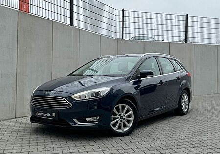 Ford Focus Turnier Titanium/Bi-Xen/Sony/ACC/DAB/SR+WR