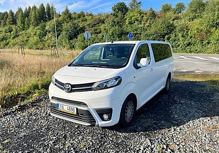 Toyota Pro Ace Proace (Verso) 2,0-l-D-4D 110kW L2 Shuttle C...