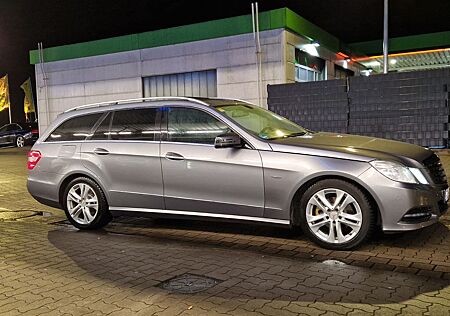 Mercedes-Benz E 220 CDI T BlueEFFICIENCY AVANTGARDE AVANTGARDE