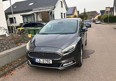 Ford S-Max 2,0TDCi Bi-Turbo Vignale PShift Panorama