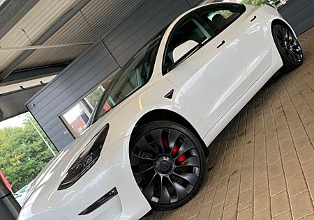 Tesla Model 3 Performance 513PS AWD 20" PANO 4xSH